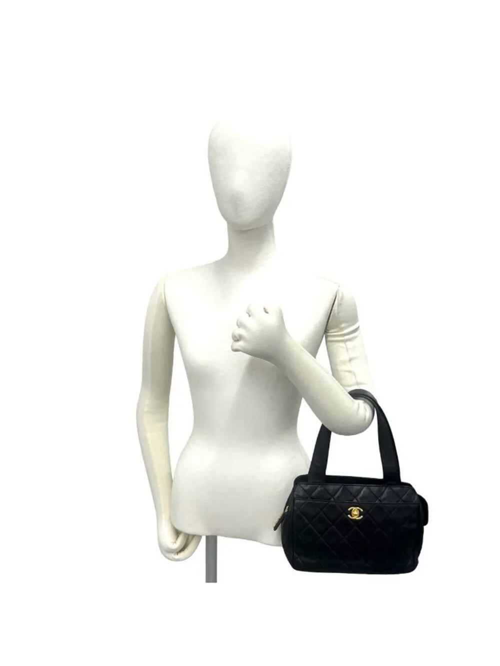 Chanel Vintage Quilted CC Logo Lambskin Leather Handbag Black
